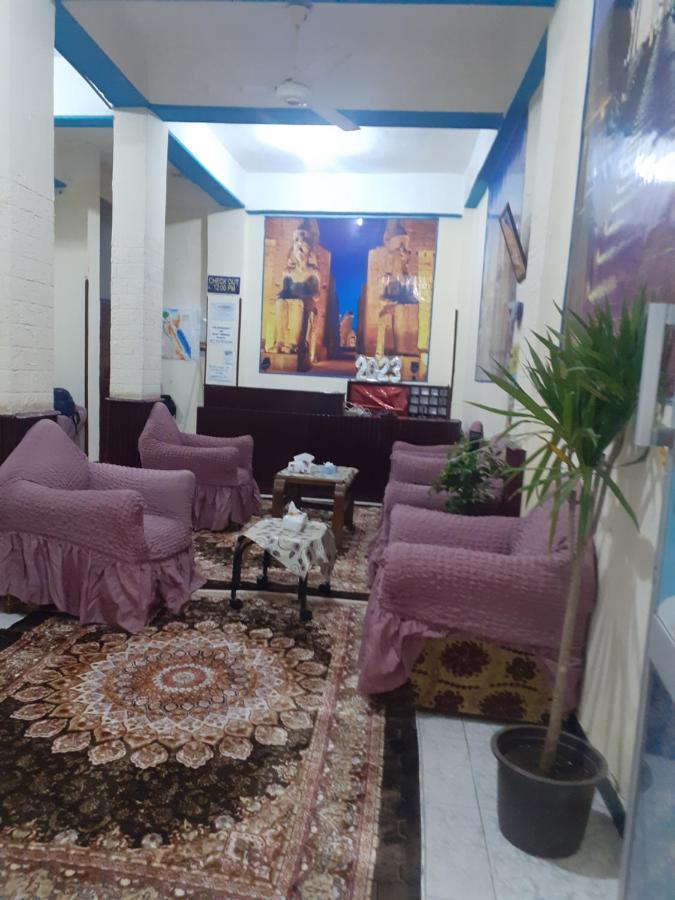 Grand Hotel &Hostel Luxor Exterior foto